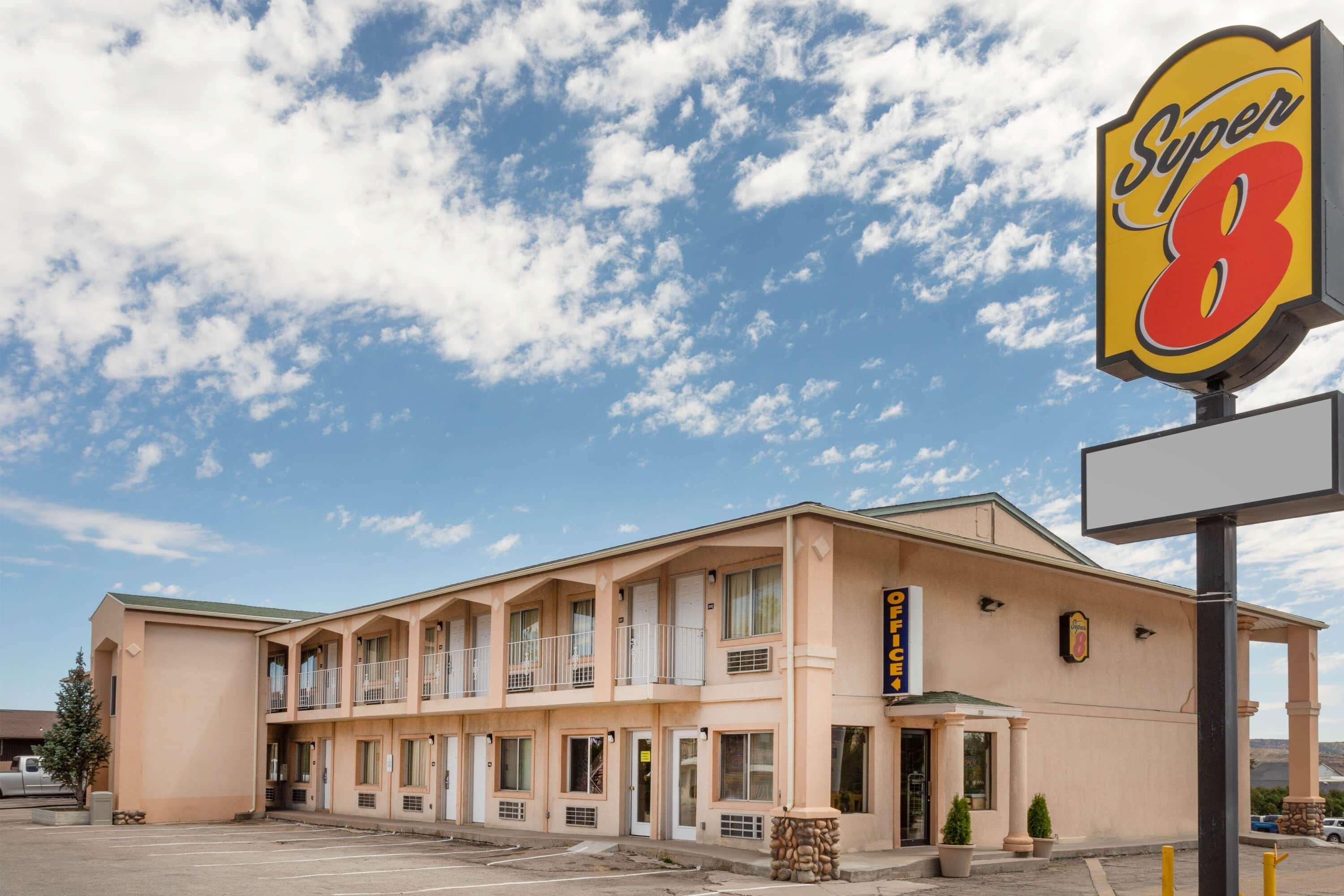 Super 8 By Wyndham Evanston Kültér fotó