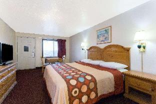 Super 8 By Wyndham Evanston Szoba fotó